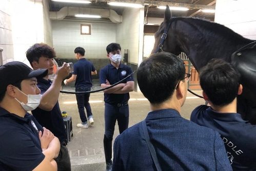 Urs Röösli auf Besuch in Süd Korea